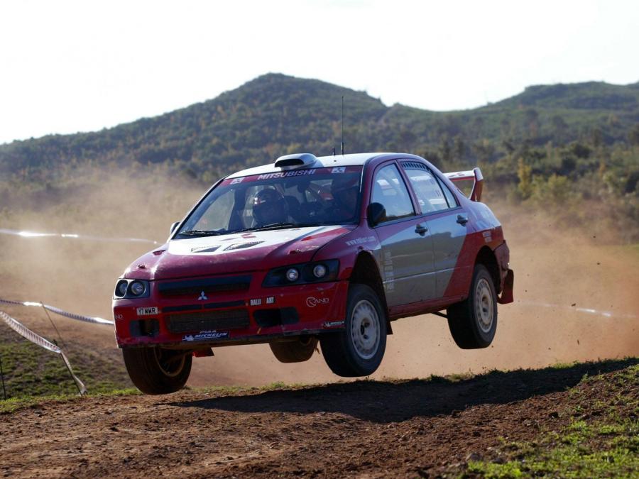  Mitsubishi Lancer Evolution VII WRC 2001 года  (фото 11 из 38)